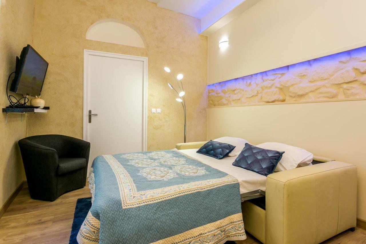 דירות פריז Marais Saint Paul Ecouffes With Ac מראה חיצוני תמונה